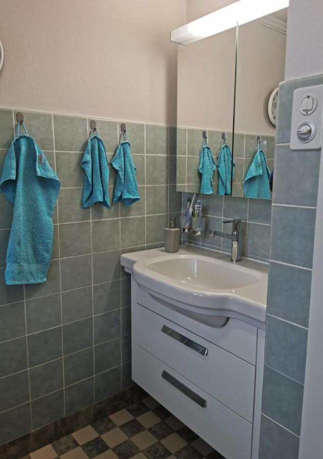 Neb-thun Lodge's Seehaus 1 Gwatt