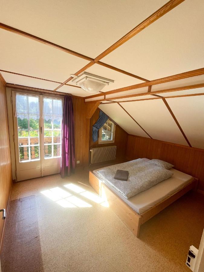 Neb-thun Lodge's Seehaus 1 Gwatt Chalet *